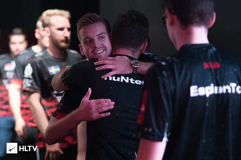 FPX赛后群访 教练：派克和乌鸦没能打出训练赛的效果 很可惜