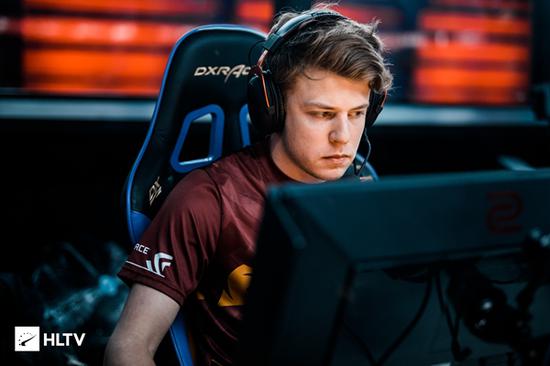 王者荣耀比分：2020KPL秋季赛，AG超玩会无情虐菜 3：0 RW侠