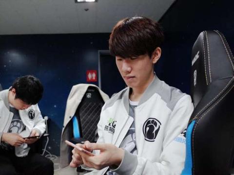 FunPlus Phoenix 赛后发布：感谢大家的支持、鼓励和批评，第二阶段见！