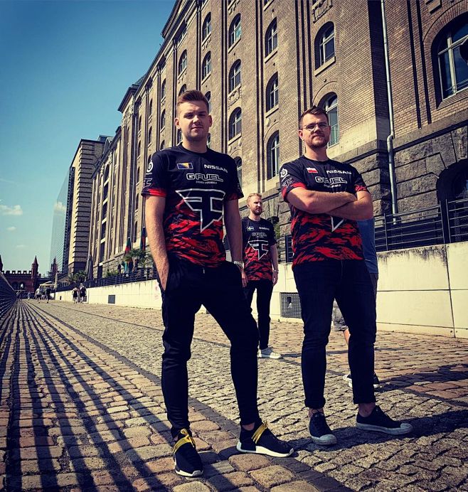 LPL官方公告：LPL战队将在自家基地或上海主场远程参加MSI季中赛