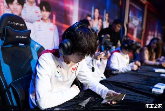 资讯2021APL秋季联赛第三天小组赛AC组